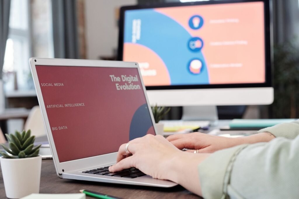 Digital Adoption Platform Helps Comviva Cut Training Content Time by 80%
