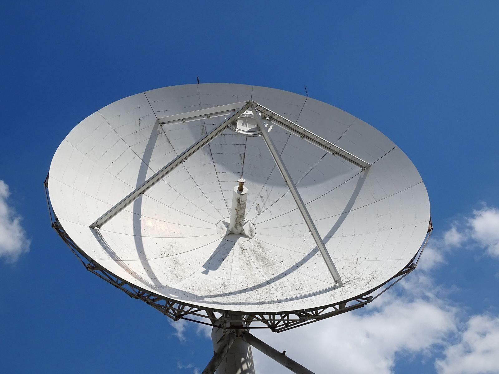 Trimble Terasat Japan VRS Acquisition: Centimeter-Level Positioning Goes Global