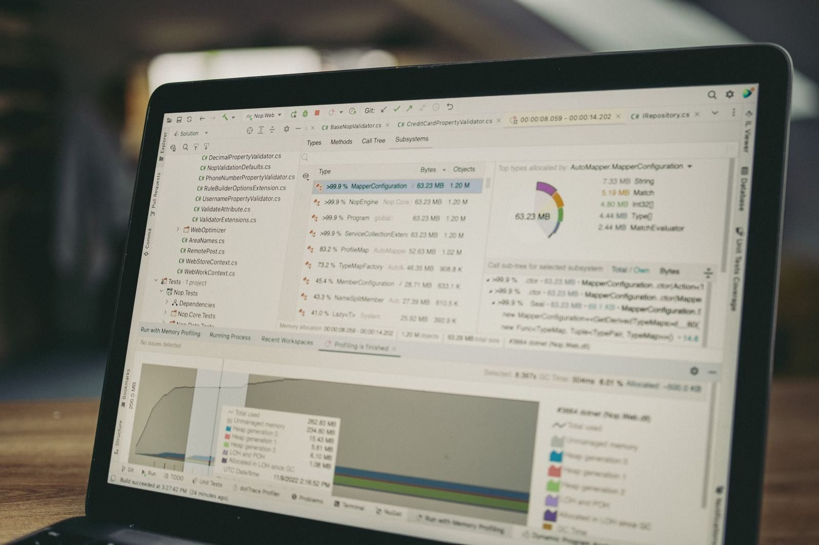 Qlik MCP Expands Across AWS and Databricks for Enterprise AI