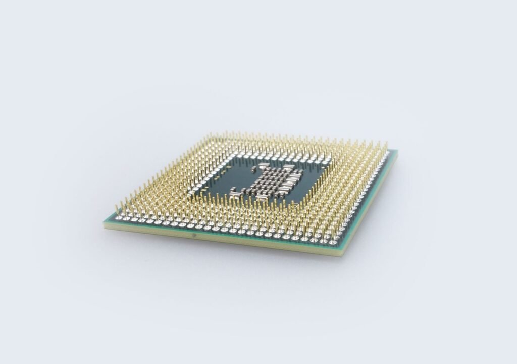 Microchip SY757xx Clock Buffers: A Real Problem Solved, but the 1.2V Gap Is Narrower Than It Looks