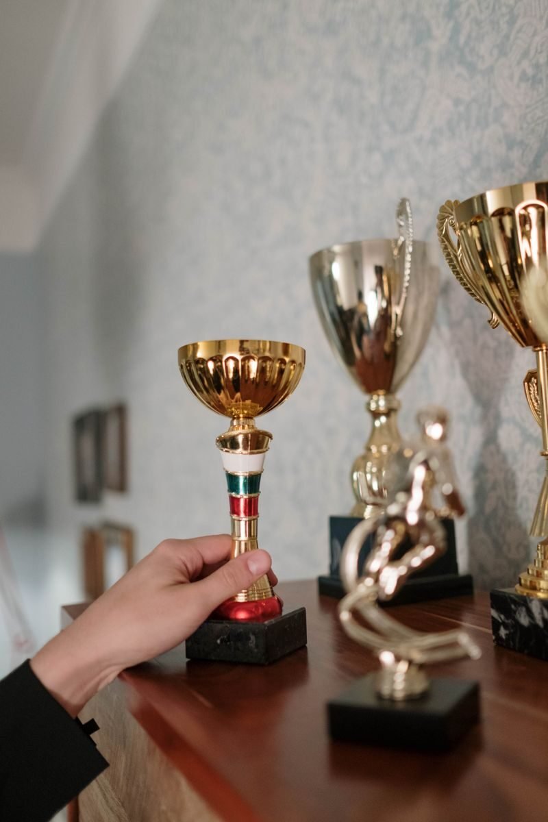 Zinnia Wins Two Awards: The Economics Behind the Plaques