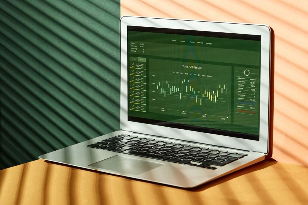 Qlik MCP Expands Across AWS and Databricks for Enterprise AI