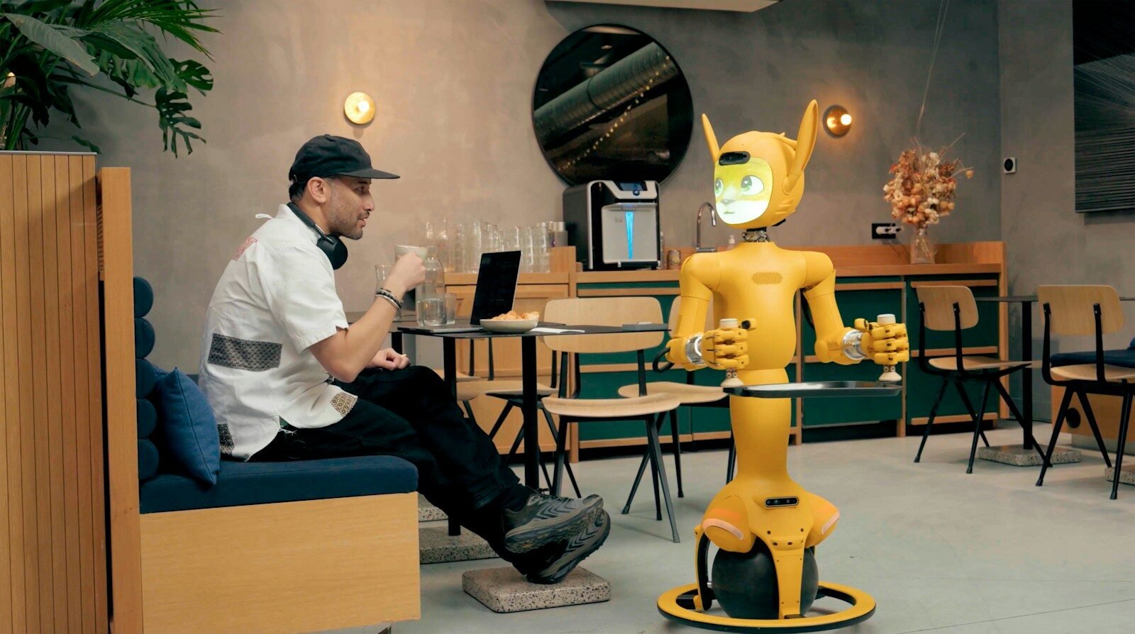 Epson AX6: Epson’s First Collaborative Robot Enters a Market That Grew Up Without It