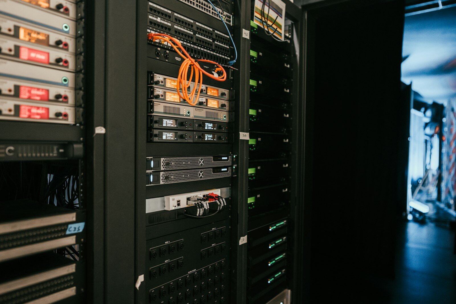 AI Super Agent: Cadence and Nokia’s design supercomputer
